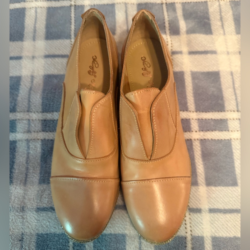 Naughty Monkey Modcloth Leather Slip-On Shoes w/ Sparkling Lining Modcloth